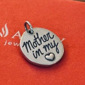 Retired James Avery Mother in my heart charm new! Great for Mother’s Day 💞